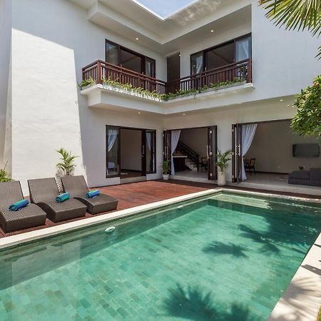 Villa Azura Seminyak Exterior foto